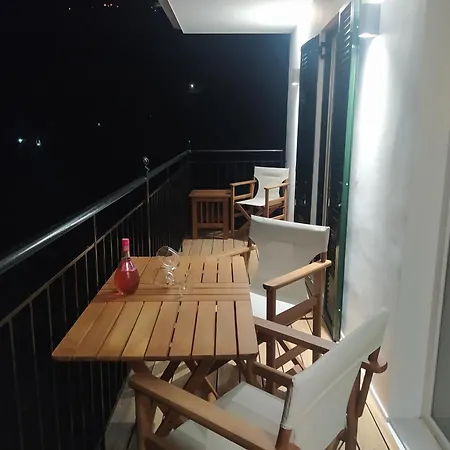 Feriehus Giannis Sea-view Katávolos
